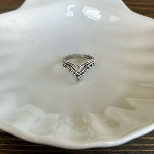 costume jewellery ring